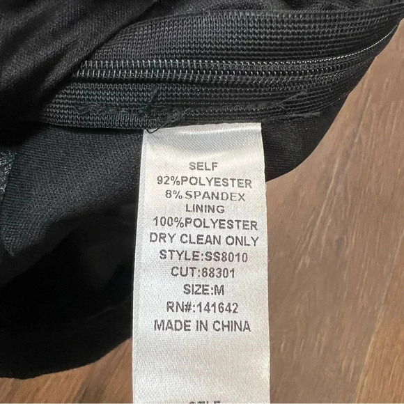 🆕 she + sky Black snakeskin miniskirt SZ MED - Picture 3 of 4